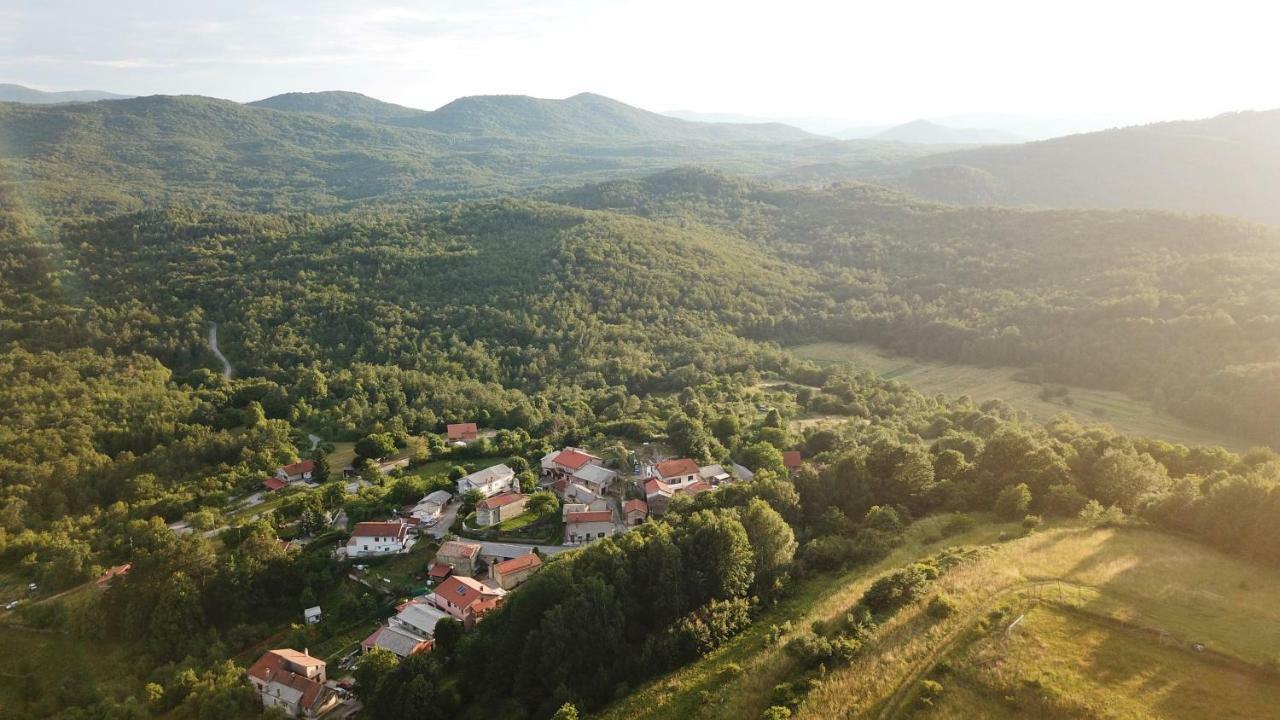 Holiday Home Ivana Pasjak Exteriör bild